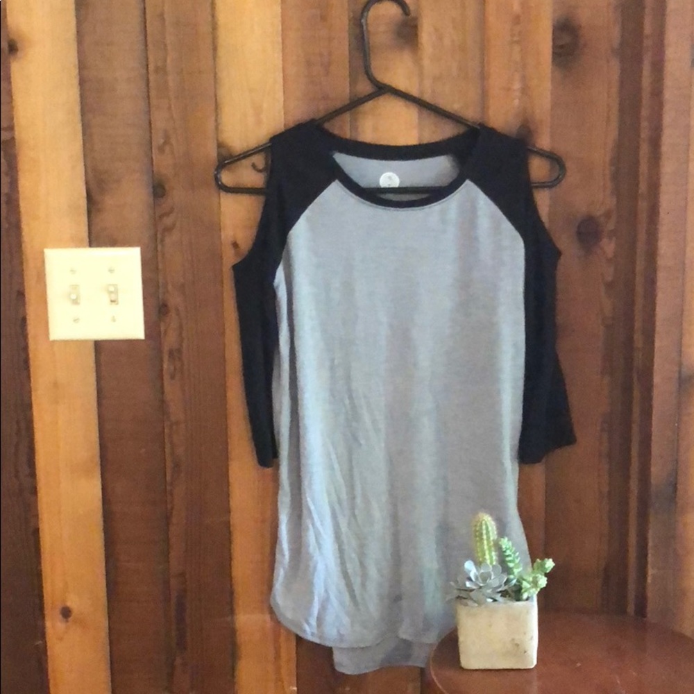 Long sleeve girls shirt